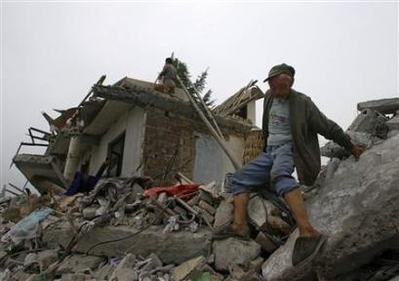 Dư chấn mới tàn phá thêm 42.000 ngôi nhà tại Tứ Xuyên